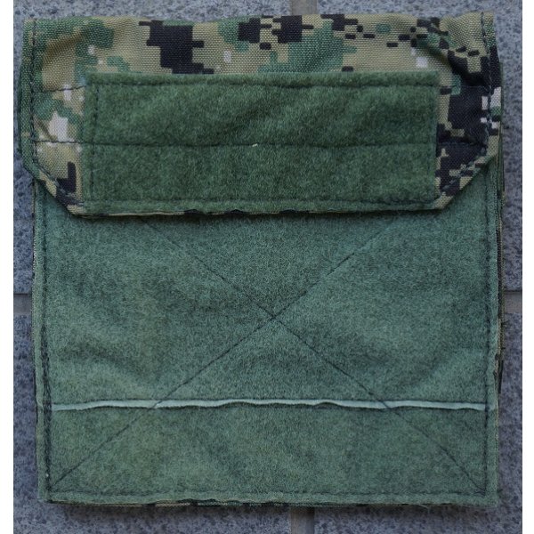 画像1: 米軍イーグルAOR2迷彩アドミンポーチ新品