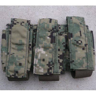 画像1: 米軍イーグルAOR2迷彩トリプル40mmグレネードポーチ新品