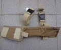 米軍放出LBT-9003BレッグブリーチャーポーチCB(コヨーテブラウン)黒ファスロット品