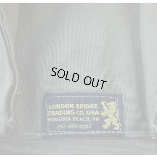 画像3: 米軍放出LBT-9003Bレッグブリーチャーポーチ ライトタン 黒ファスロット品