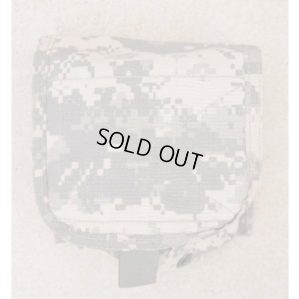 画像1: パラクレイト NVGポーチUCP迷彩(ACU迷彩)新品プレMSAロット