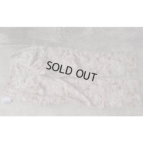 画像1: 米軍 米海兵隊FROGコンバットパンツ デザートMARPAT迷彩MEDIUM-LONG新品