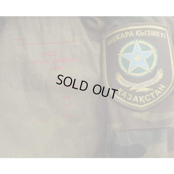 画像3: カザフスタン軍ウッドランド迷彩 上下セット サイズ52-3