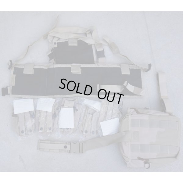 画像2: 米軍放出FEDERAL COVERS & TEXTILES製RACKベスト ポーチ6個付きセット3Cデザート迷彩 新品