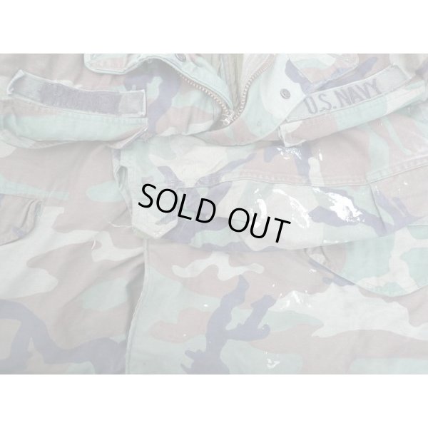 画像3: 米軍 米海軍徽章付きM65フィールドジャケット ウッドランド迷彩ブラスジッパー+プラスチックジッパー仕様MEDIUM-REGULARライナー付き