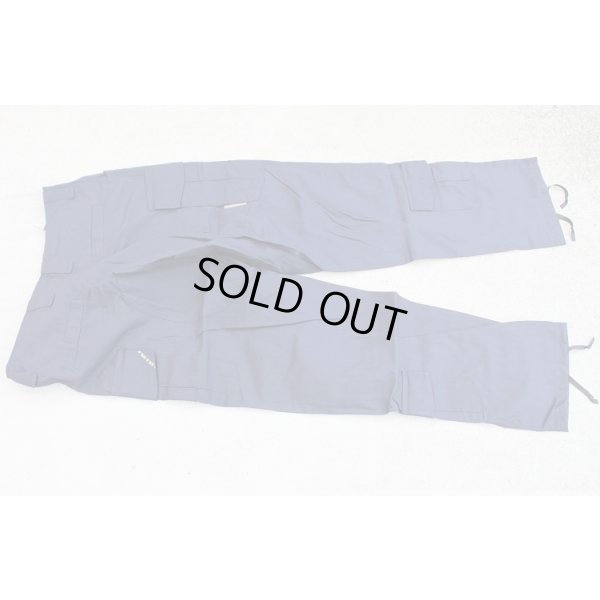 画像2: 米軍放出CRYE製ネイビー色Gen3オールウェザーフィールドパンツ新品