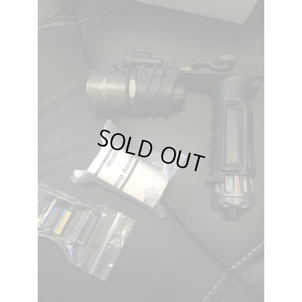 画像1: 米軍放出シュアファイアM900A-IRフラッシュライト新品（廃版品）