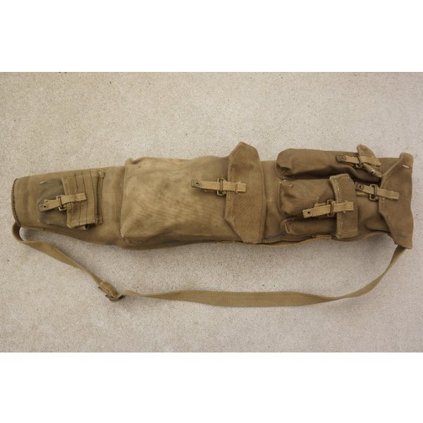画像1: 英軍ブレンガン用スペアパーツケース