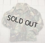 米軍 米空軍戦略航空軍団パッチ付きM65フィールドジャケット ウッドランド迷彩ブラスジッパー仕様SMALL-SHORT