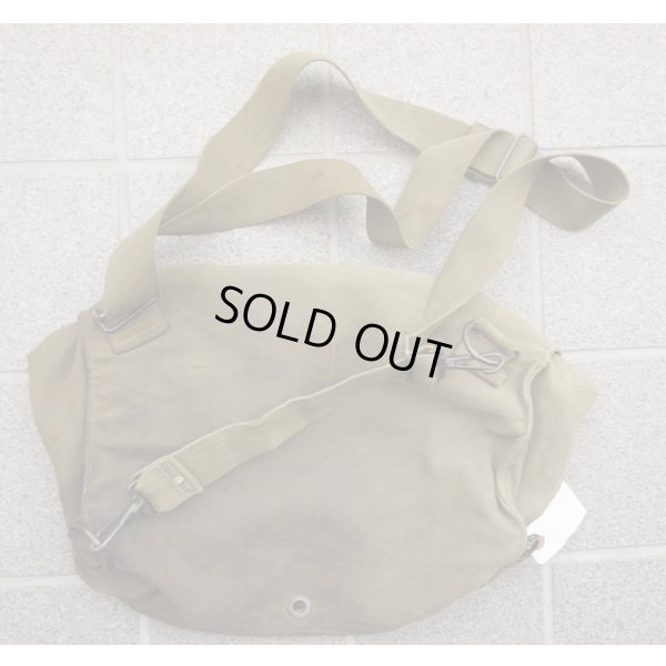 画像2: 第二次世界大戦 米軍M6ガスマスクバッグ カーキ