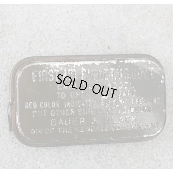 画像1: 第二次世界大戦 米軍 缶入りファーストエイドドレッシング（包帯）OD新品