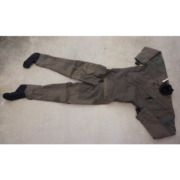 画像1: 米海軍特殊部隊放出KOKATAT製MASSドライスーツ マスグレーXL新品