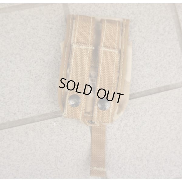 画像2: 英軍DDPM迷彩ヘルメットバッグポーチ（スモークグレネードポーチとしても使用可能）初期型