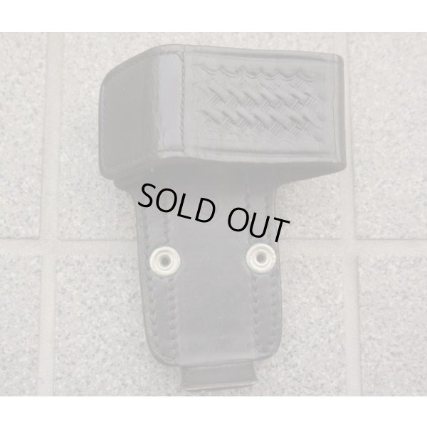 画像1: 米法執行機関放出セーフティスピード製ラジオポーチ