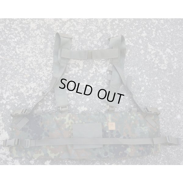 画像2: Lindnerhof 6ポケットG36チェストリグ ドイツ連邦軍フレクター迷彩 新品