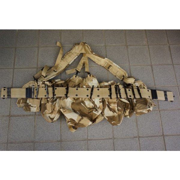 画像2: クウェート軍LC-1風ベルトキットDDPM迷彩ポーチ6個付き