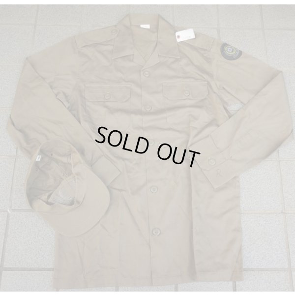 画像2: サウジアラビア警察 制服上下セット+キャップ帽 徽章付き新品