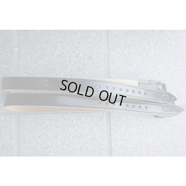 画像2: 西ドイツBGS（ドイツ連邦国境警備隊）レザーストラップ2本セット新品