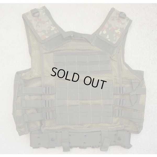 画像2: MIL-TEC USMCベスト(V1型タクティカルベスト)ドイツ連邦軍フレクター迷彩ホルスター・ベルト付き新品