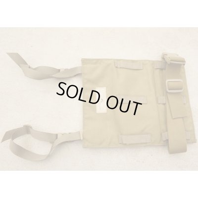 画像2: 米軍放出イーグル レッグパネル カーキ新品