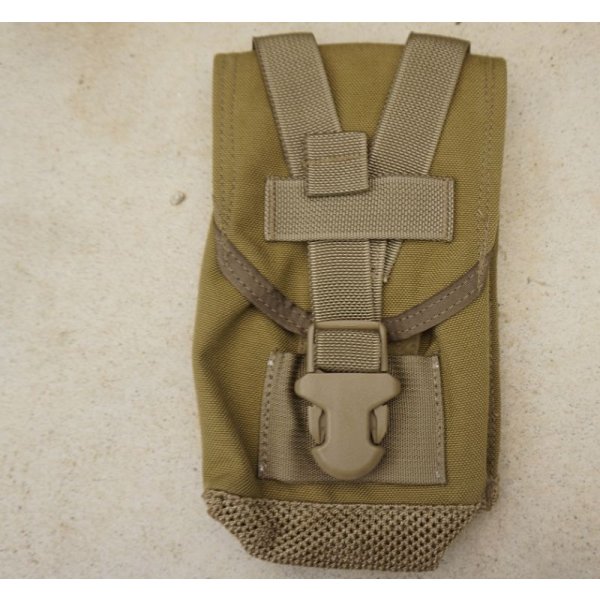 画像1: 米軍イーグルSFLCSキャンティーンポーチ カーキ