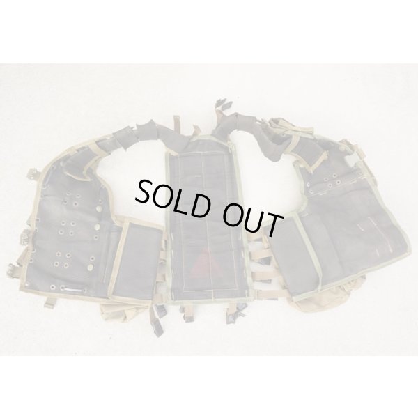 画像3: オーストラリア軍Bronze Wing DPCU迷彩モジュラーベスト ポーチ7個付き