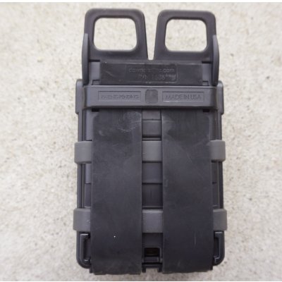 画像2: 米軍放出ITW Gen3 MOLLE用M4用ファストマグ黒