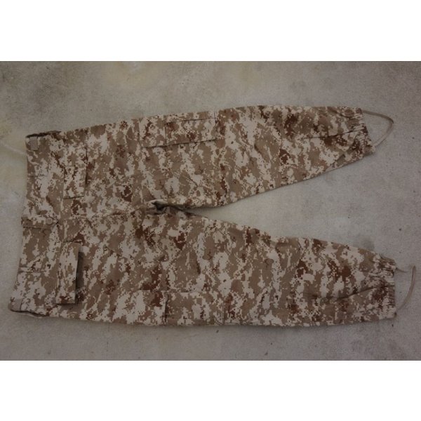 画像3: UAE(アラブ首長国連邦)軍デジタル迷彩 上下セットLARGE-REGULAR新品