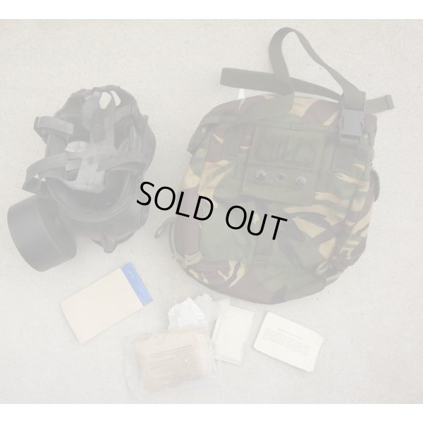 画像2: 英軍S10レスピレーター（ガスマスク）サイズ2（L寸）付属品多数有り