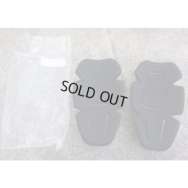 画像2: 英軍放出Crye製Gen3ニーパッド カーキ新品