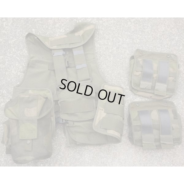 画像2: ノルウェー軍M/98迷彩アサルトベスト ポーチ6個付き