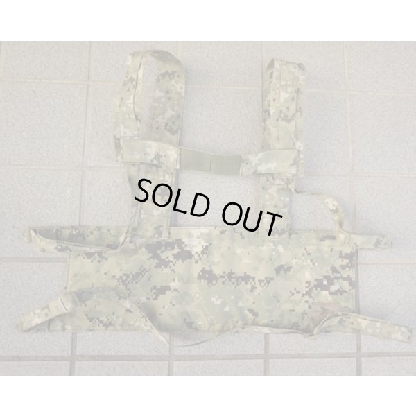 画像2: 米軍FIRST SPEARモジュラーチェストリグAOR2迷彩