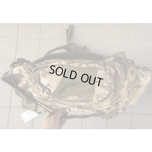 画像3: デフコン5製タクティカルアサルトバックパック イタリア軍Vegecam迷彩 新品