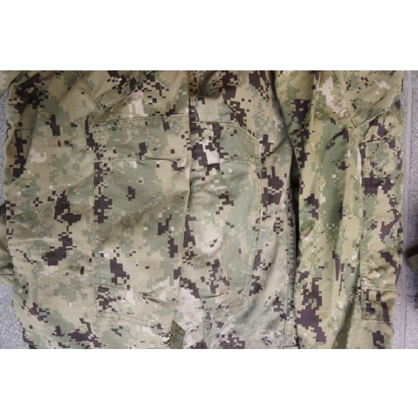 画像5: 米軍・米海軍SEABEES刺繍入りNWU TYPE3(AOR2)ジャケット