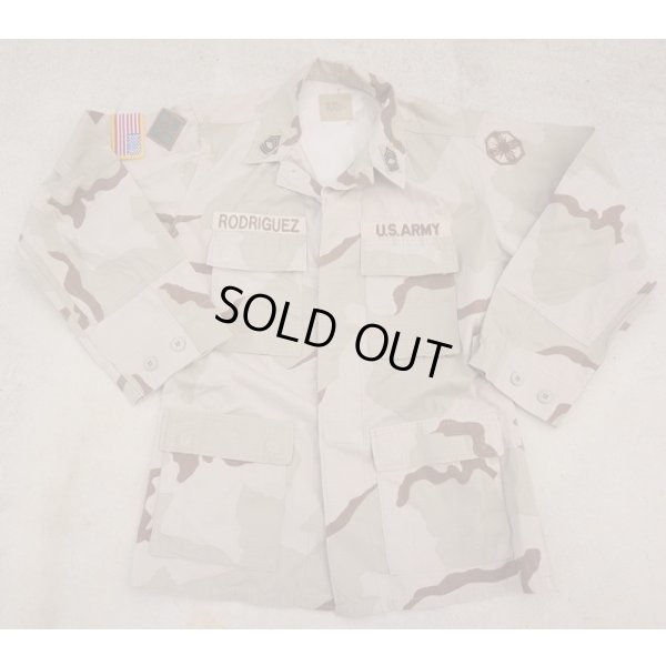 画像1: 米軍DCU(3Cデザート迷彩BDU)ジャケットSMALL-REGULAR第13支援司令部・第4歩兵師団パッチ付き