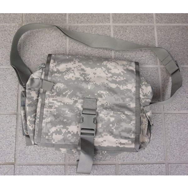 画像1: LBT-2640C GOバッグ(ショルダーバッグ)UCP迷彩(ACU迷彩)新品