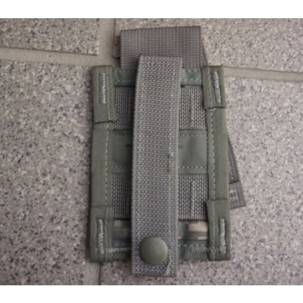 画像2: 米軍MOLLEIIシングル40mmグレネードポーチUCP迷彩(ACU迷彩)新品