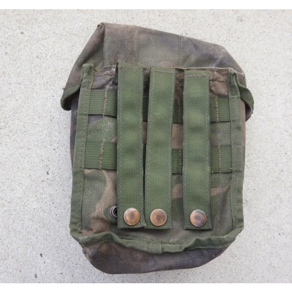 画像2: 特価◆オランダ軍 海兵隊ウッドランド迷彩 中型ユーティリティポーチ