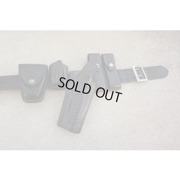 画像3: ハイウェイパトロール放出ポリスベルトセット(サファリランド製S&W M645ホルスター、チェンバース製デューティベルトなどがセット)