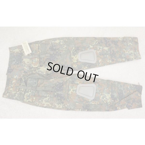 画像1: MIL-TECニーパッド付きコンバットパンツ ドイツ連邦軍フレクター迷彩 新品