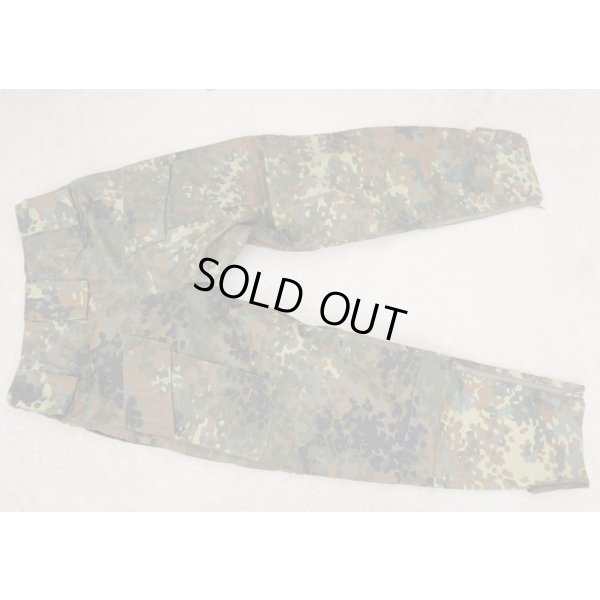 画像2: MIL-TECニーパッド付きコンバットパンツ ドイツ連邦軍フレクター迷彩 新品