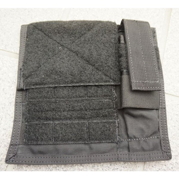 画像1: イーグル フラッシュライトポーチ付きアドミンポーチ黒(500Dナイロン製)新品