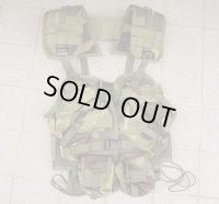 米軍放出ブラックホークLBVタクティカルベスト ウッドランド迷彩 黒ファスロット