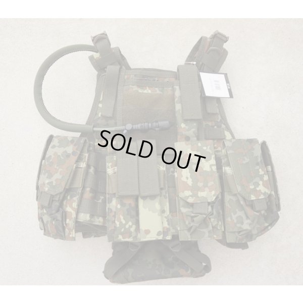 画像1: MFH製イーグルMBAV型ベスト ドイツ連邦軍フレクター迷彩(フレック迷彩)ポーチ6個・ハイドレーション付き新品