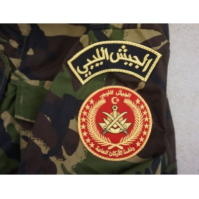 画像3: リビア軍イギリス派遣隊員着用DPM迷彩S95シャツ徽章付き新品