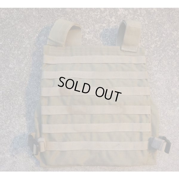 画像2: 米軍放出LBT-6037AプレートキャリアCT(コヨーテタン)黒ファスロット