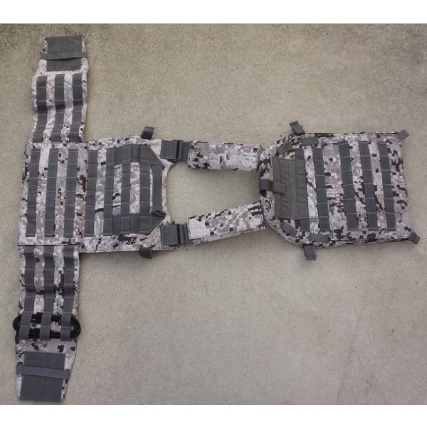 画像3: LBX-0300プレートキャリア スノーラプター迷彩 新品