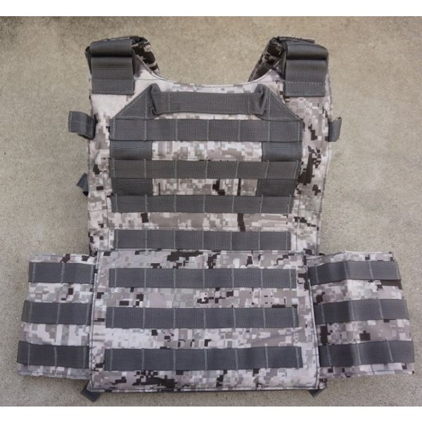 画像2: LBX-0300プレートキャリア スノーラプター迷彩 新品