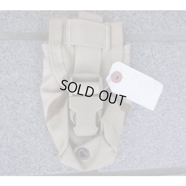 画像1: 米軍MOLLEIIフラッシュバンポーチ3Cデザート迷彩 新品
