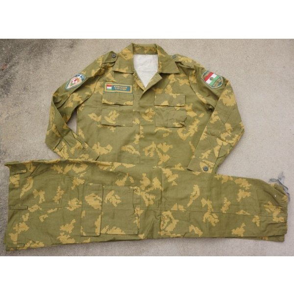 画像1: タジキスタン国境系部隊Berezka迷彩上下セット新品